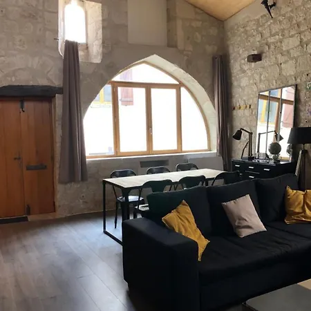 بيت للعطل Loft De Charme Centre De *