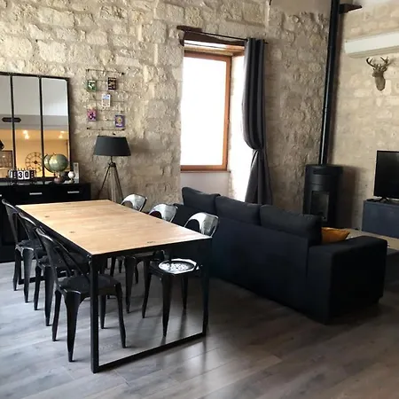 Дом отдыха Loft De Charme Centre De Montcuq