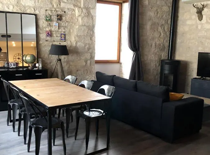 Дом отдыха Loft De Charme Centre De Montcuq